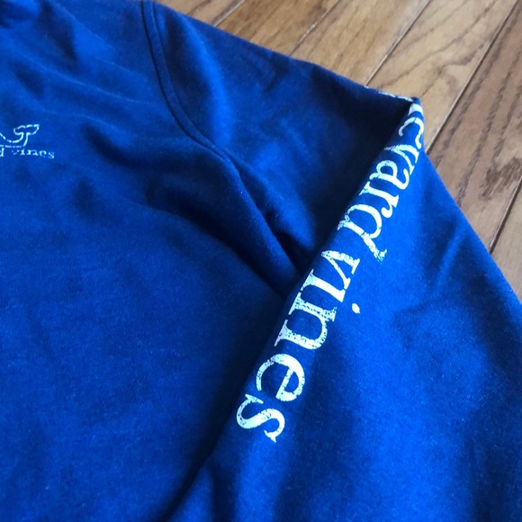 Vineyard vines 1/4 button down - Picture 2 of 8